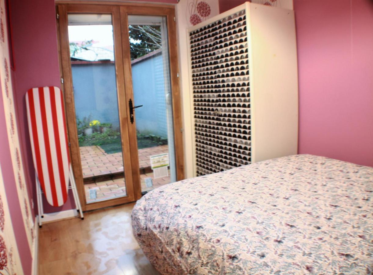 Welcome Calais Centre St Pierre Fontinettes ภายนอก รูปภาพ