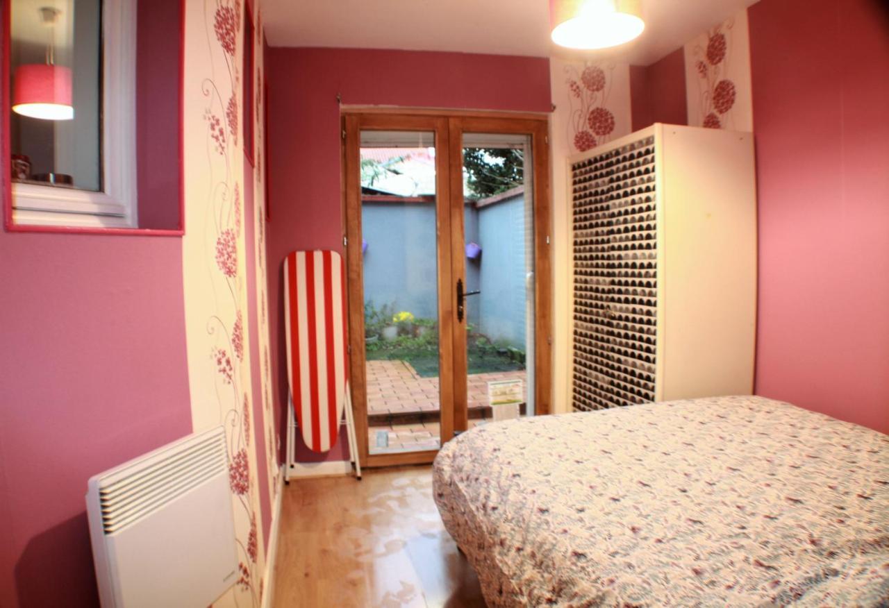 Welcome Calais Centre St Pierre Fontinettes ภายนอก รูปภาพ